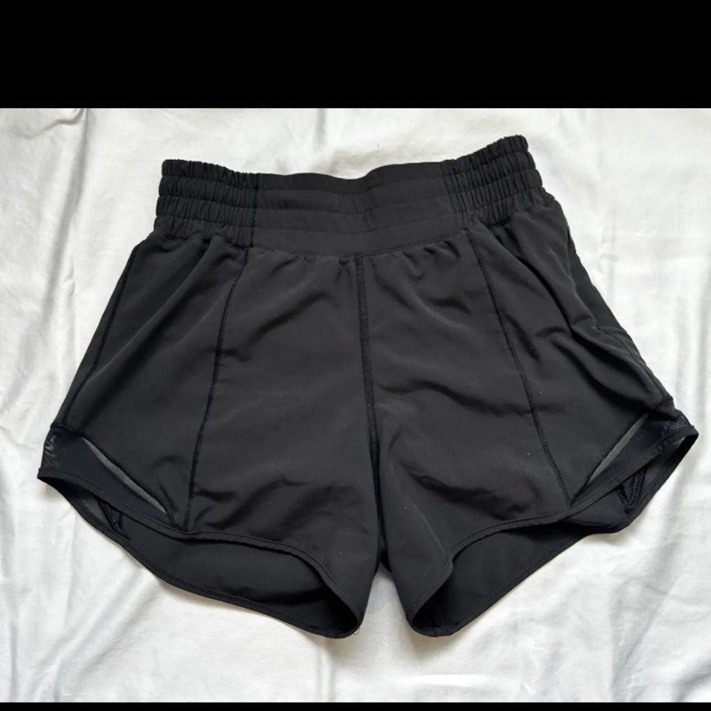 Lululemon hotty hot high rise shorts size 2